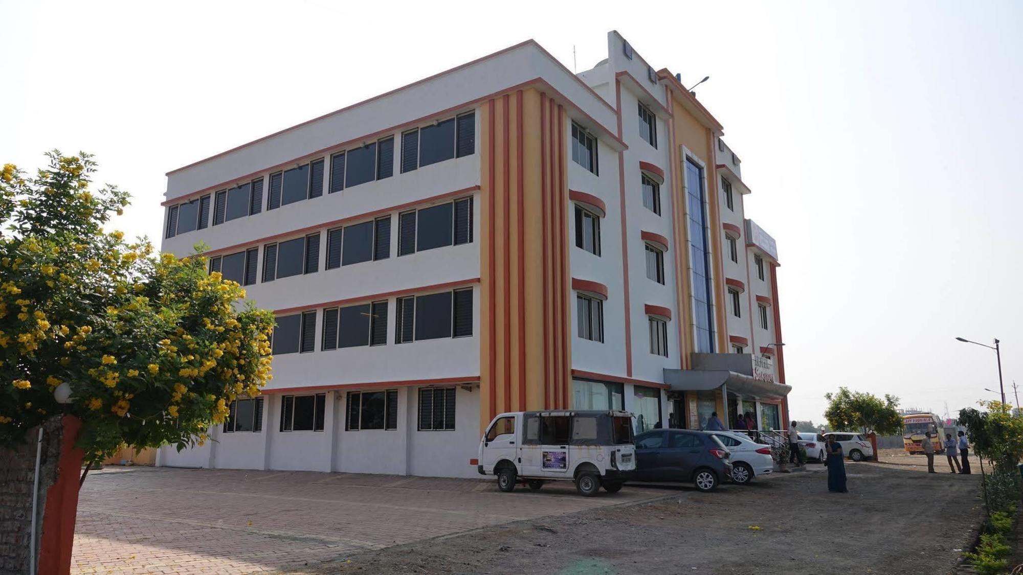 Hotel Sai Shraddha Shirdi Exterior photo