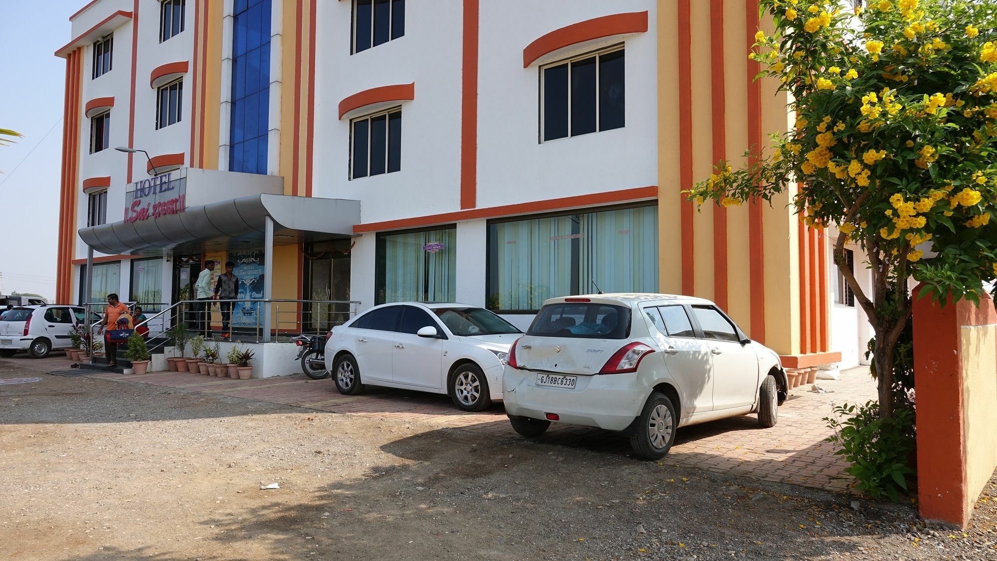 Hotel Sai Shraddha Shirdi Exterior photo